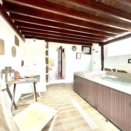 Great Rural House With Jacuzii, Wifi And Barbecue In Lanzarote Style *