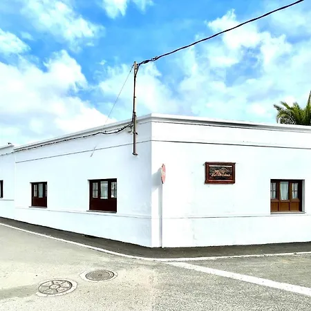 Holiday home Great Rural House With Jacuzii, Wifi And Barbecue In Lanzarote Style