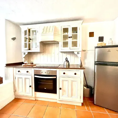 Great Rural House With Jacuzii, Wifi And Barbecue In Lanzarote Style Сasa de vacaciones *