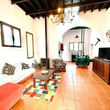 Great Rural House With Jacuzii, Wifi And Barbecue In Lanzarote Style Сasa de vacaciones *