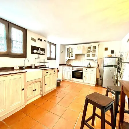 Сasa de vacaciones Great Rural House With Jacuzii, Wifi And Barbecue In Lanzarote Style Haría