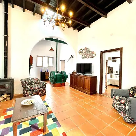 Сasa de vacaciones Great Rural House With Jacuzii, Wifi And Barbecue In Lanzarote Style Haría