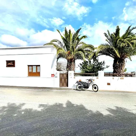 Great Rural House With Jacuzii, Wifi And Barbecue In Lanzarote Style Haría